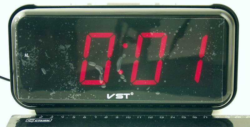 Часы-будильник электронные VST-806-1 (крас. циф.)