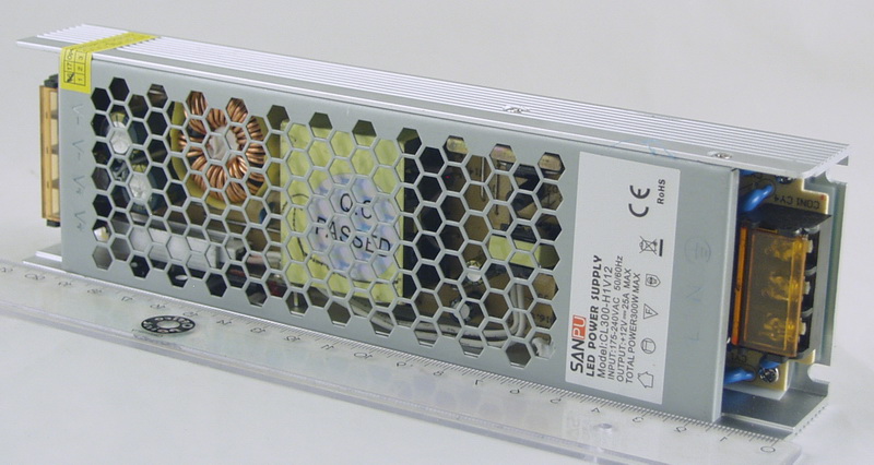 Блок питания для  светодиодных лент (25A 12V) CD-300W SANPU 7 выходов