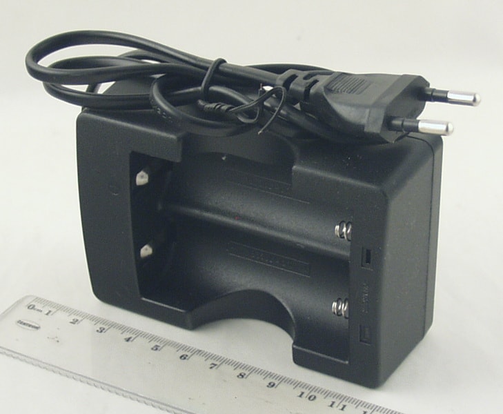 Зарядное устройство для 2 акк. 18650/26650 РВ-999A USB