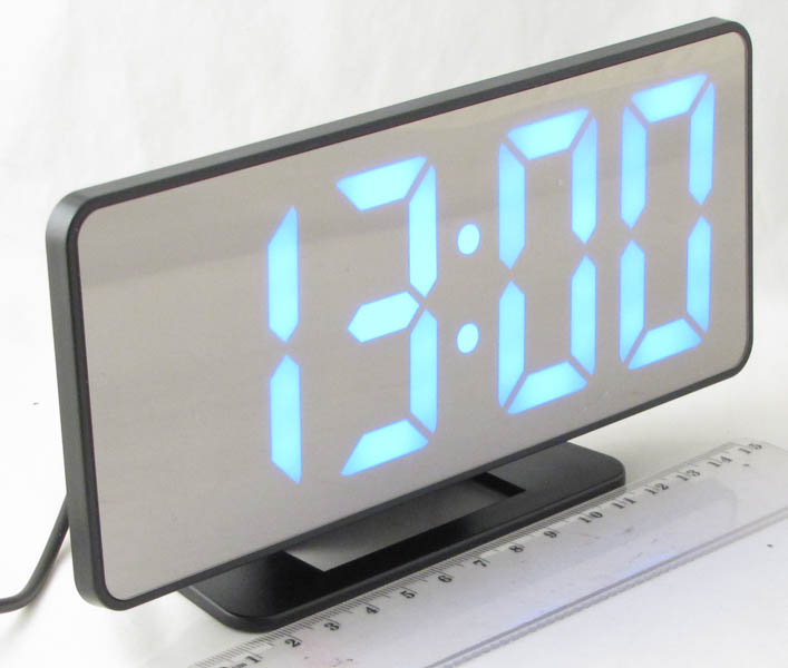 Часы-будильник электронные VST-888-5 (синие циф.)