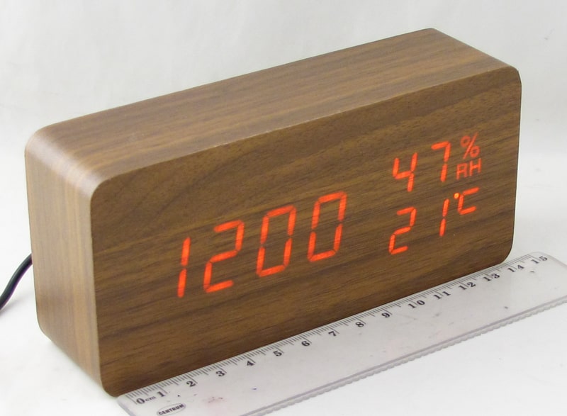 Часы-будильник электронные VST-862S-1 (крас. циф.) коричневые