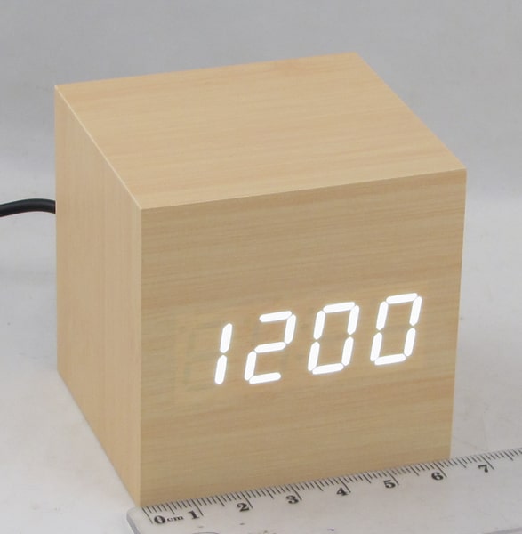 Часы-будильник электронные VST-869-6 (белые циф.) светло-коричнев.