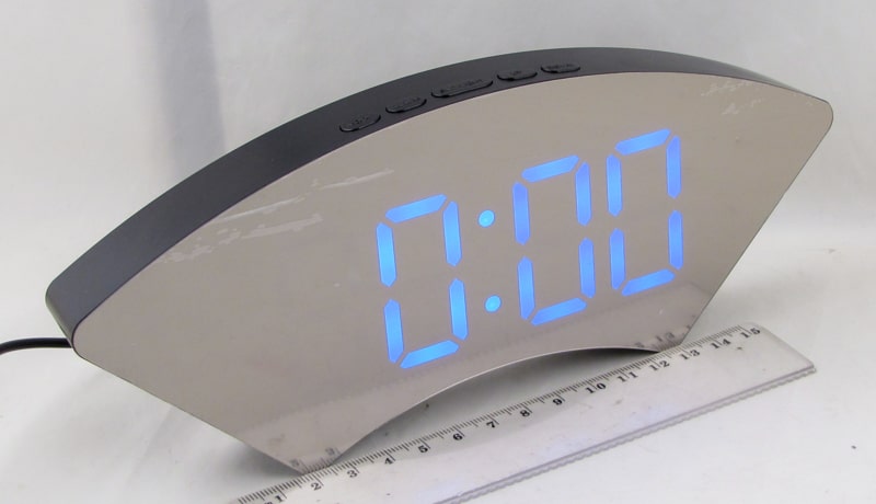 Часы-будильник электронные DS-6096 (синие цифры)