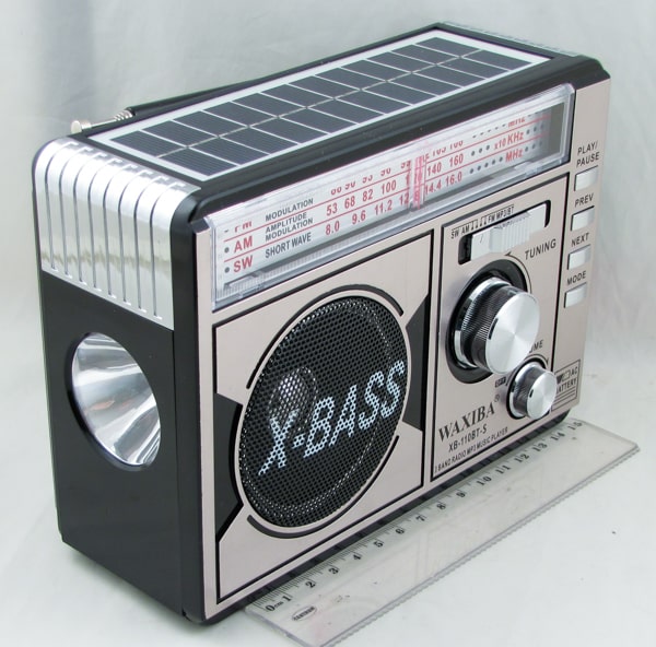 Радиоприёмник XB-110BTS 3 band (FM/AM/SW) USB, SD, аккум. 18650, фонарь, Bluetooth