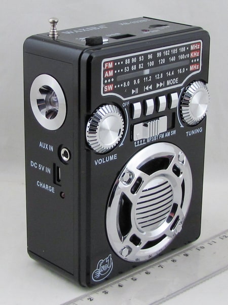 Радиоприёмник XB-332BT (FM/AM/SW) SD, USB (встроен. аккум., microUSB) фонарь, Bluetooth