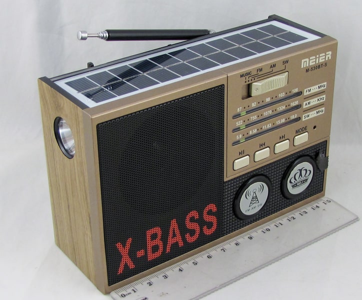 Радиоприёмник M-530BT-S (FM/AM/SW) USB, SD, акк. 18650/2R20, фонарь, солнеч. батар., Bluetooth ЗАКОНЧ.