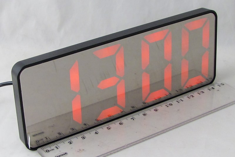 Часы-будильник электронные VST-898-1 (красные циф.)