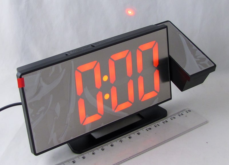 Часы-будильник электронные VST-896-1 проекционные (красные цифры)
