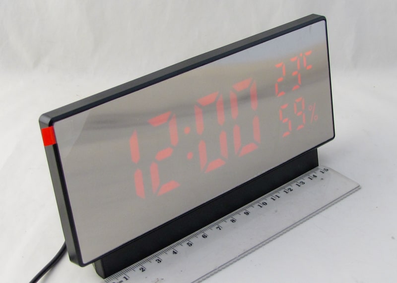 Часы-будильник электронные VST-897Y-1 (крас. циф.)
