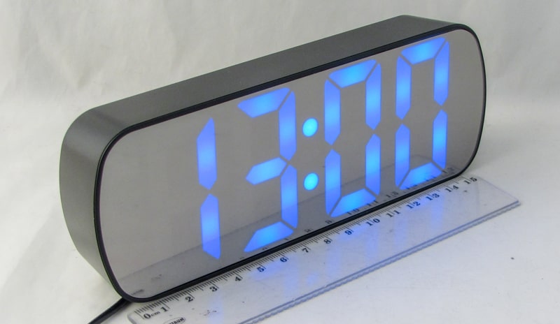 Часы-будильник электронные VST-895Y-5 (синие циф.)