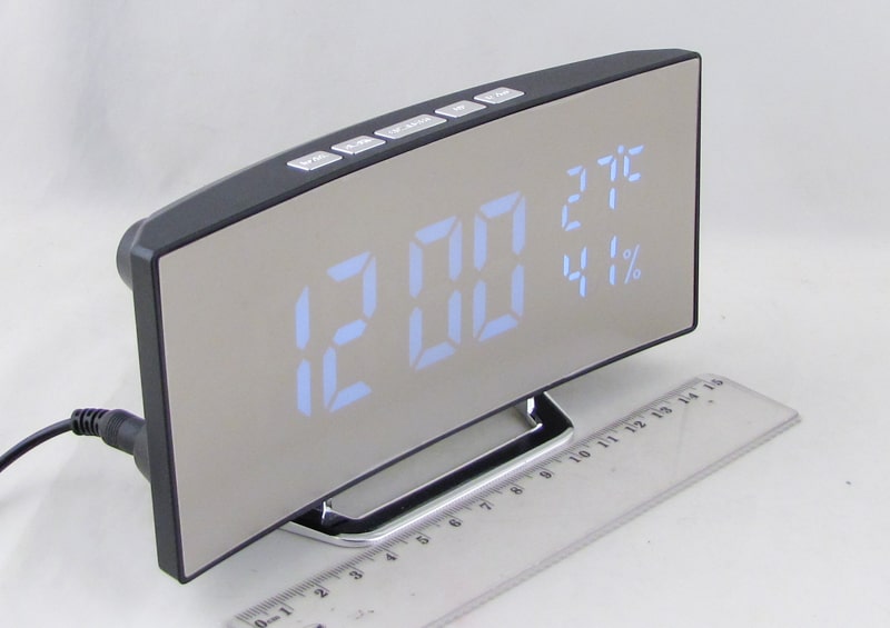Часы-будильник электронные NA-7816-6 белые цифры) с температурой, влажностью