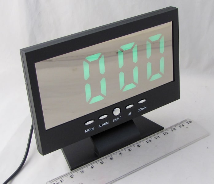 Часы-будильник электронные DS-8082L (зеленые цифры)