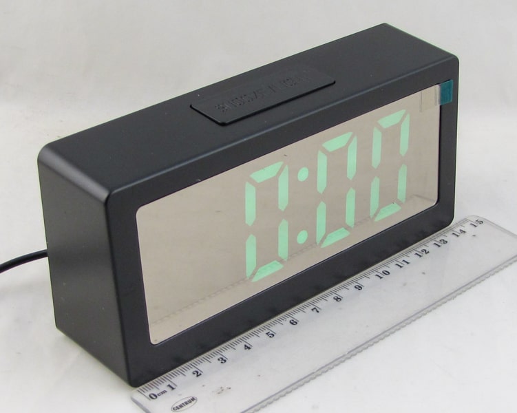 Часы-будильник электронные DS-3633L (зеленые цифры)