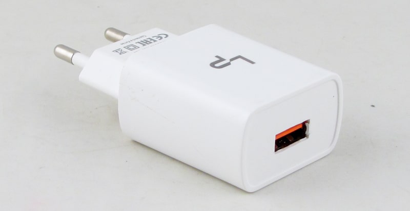 Сетевое зарядное устройство 5V 3,1A 1USB XQ-20 белый 3.0 быстрая зарядка