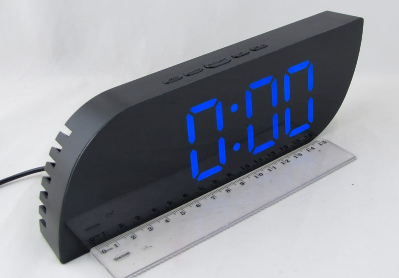 Часы-будильник электронные DS-028 (синие цифры)