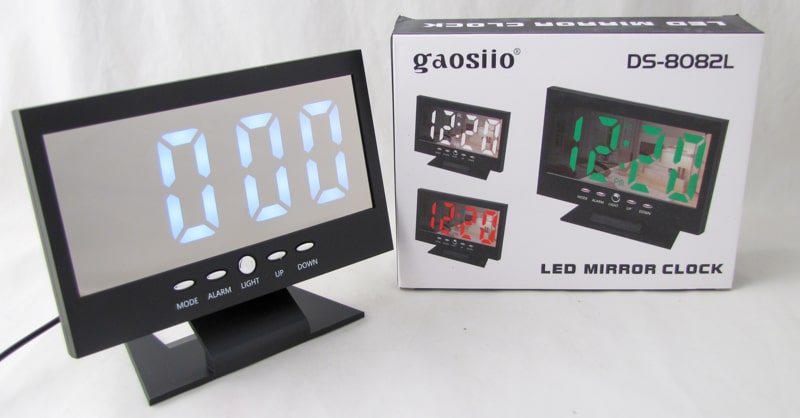 Часы-будильник электронные DS-8082L (белые цифры)