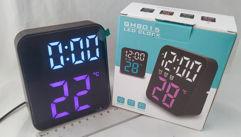 Часы-будильник электронные GH-8015 черный корпус (белые+сиреневые цифры) с температурой