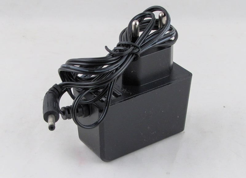 Блок питания (5V 2A) LP-186 кругл. штекер (3,5*1,35) кабель 1,2м