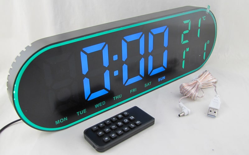 Часы-будильник электронные GH-8021 (белые+зеленые цифры) с температурой, с датой, с пультом