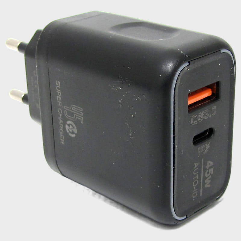 Сетевое зарядное устройство 5V 3A / 9V 2,4A / 12V 1,5A 1USB+PD 45W AR-PD33 черный 3,0 быстрая зарядка